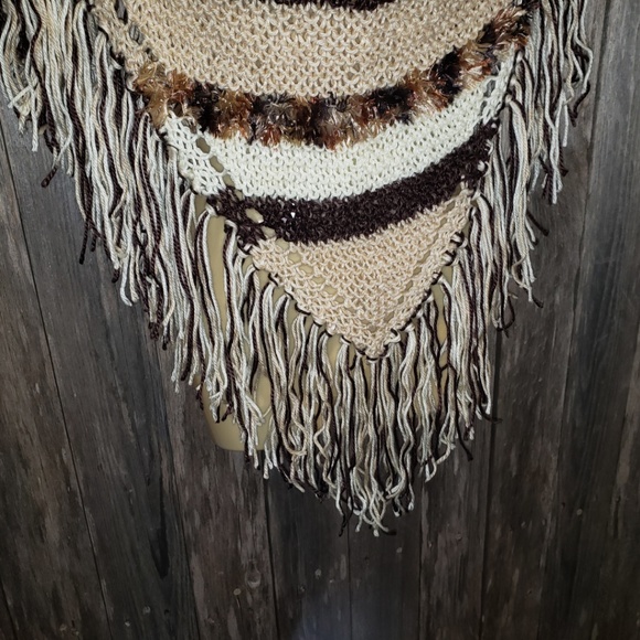Beige Brown Hand Knitted Shawl Scarf Wrap Boho New - Picture 4 of 9
